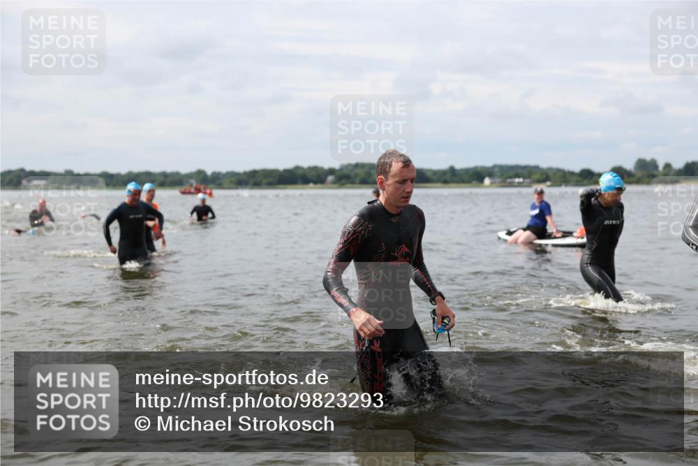 21.06.2026 - Viking Triathlon Michael Strokosch http://msf.ph/oto/9823293 21.06.2026 10:39:27 Schwimmen 229, 400, 442, 485, 508, 519, 634 meine-sportfotos.de