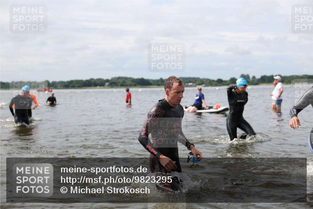 21.06.2026 - Viking Triathlon Michael Strokosch http://msf.ph/oto/9823295 21.06.2026 10:39:27 Schwimmen 229, 400, 442, 485, 508, 519, 634 meine-sportfotos.de