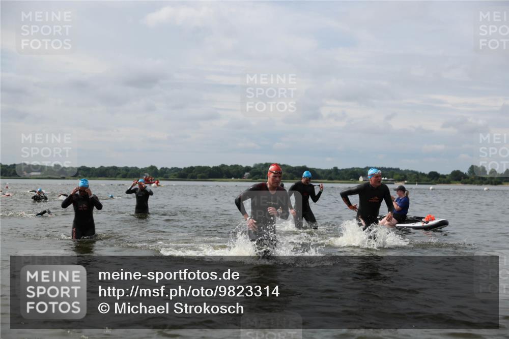 21.06.2026 - Viking Triathlon Michael Strokosch http://msf.ph/oto/9823314 21.06.2026 10:39:38 Schwimmen 125, 233, 349, 400, 442, 485, 493, 519, 634 meine-sportfotos.de