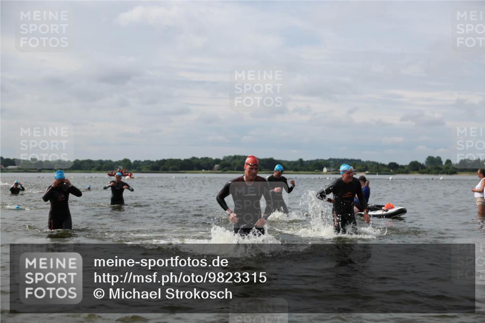 21.06.2026 - Viking Triathlon Michael Strokosch http://msf.ph/oto/9823315 21.06.2026 10:39:38 Schwimmen 125, 233, 349, 400, 442, 485, 493, 519, 634 meine-sportfotos.de