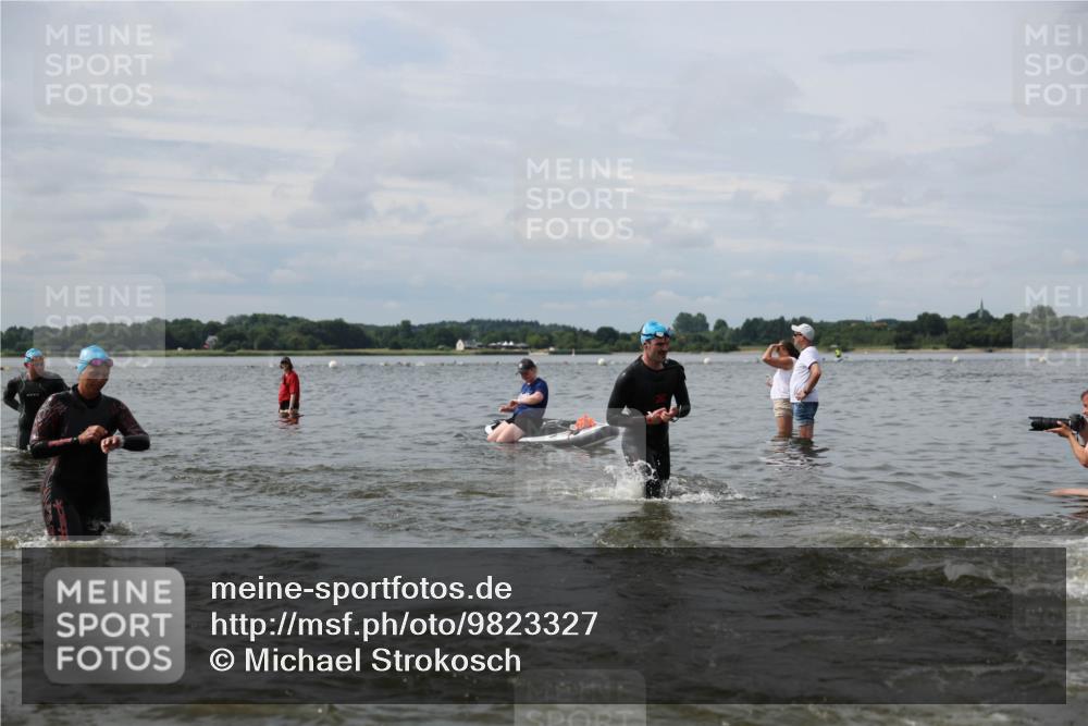 21.06.2026 - Viking Triathlon Michael Strokosch http://msf.ph/oto/9823327 21.06.2026 10:39:42 Schwimmen 125, 167, 233, 256, 349, 442, 485, 493, 634 meine-sportfotos.de
