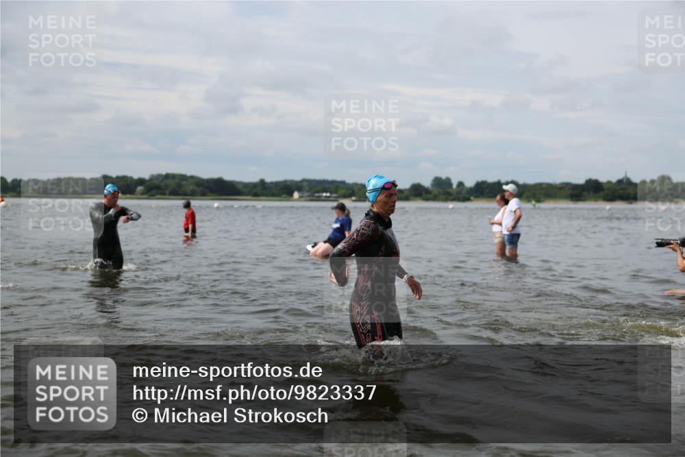 21.06.2026 - Viking Triathlon Michael Strokosch http://msf.ph/oto/9823337 21.06.2026 10:39:45 Schwimmen 125, 167, 233, 256, 333, 349, 411, 442, 493, 634 meine-sportfotos.de