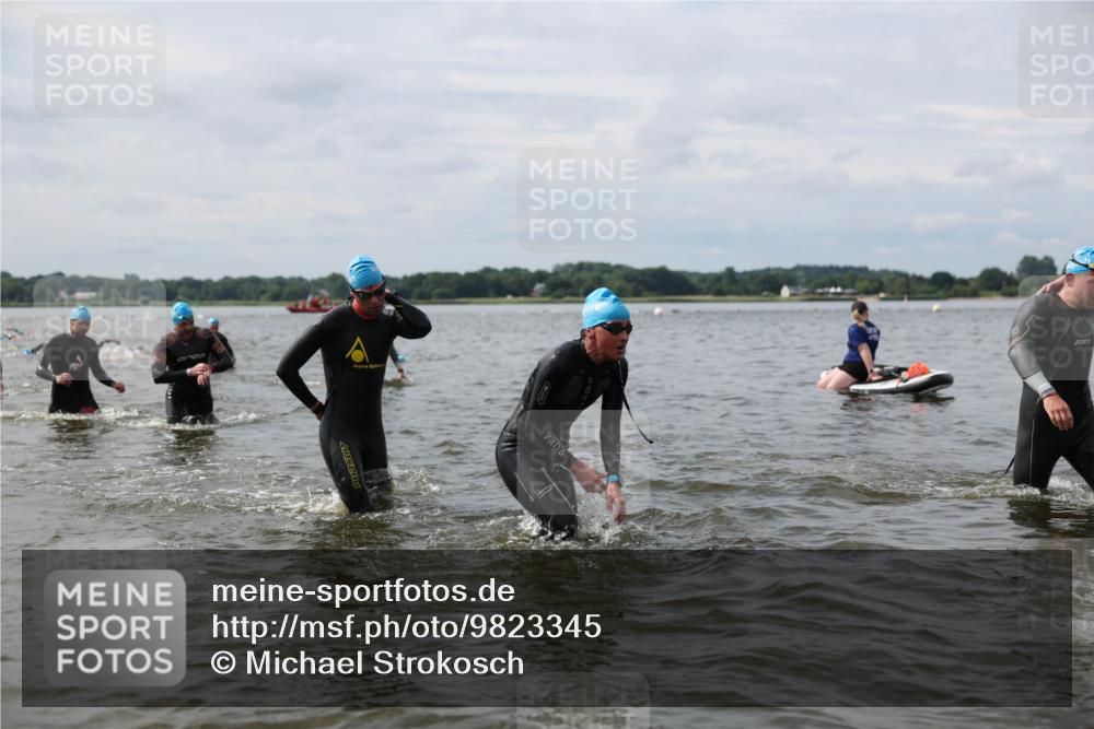 21.06.2026 - Viking Triathlon Michael Strokosch http://msf.ph/oto/9823345 21.06.2026 10:39:50 Schwimmen 125, 167, 211, 233, 256, 333, 349, 411, 484, 493, 647 meine-sportfotos.de