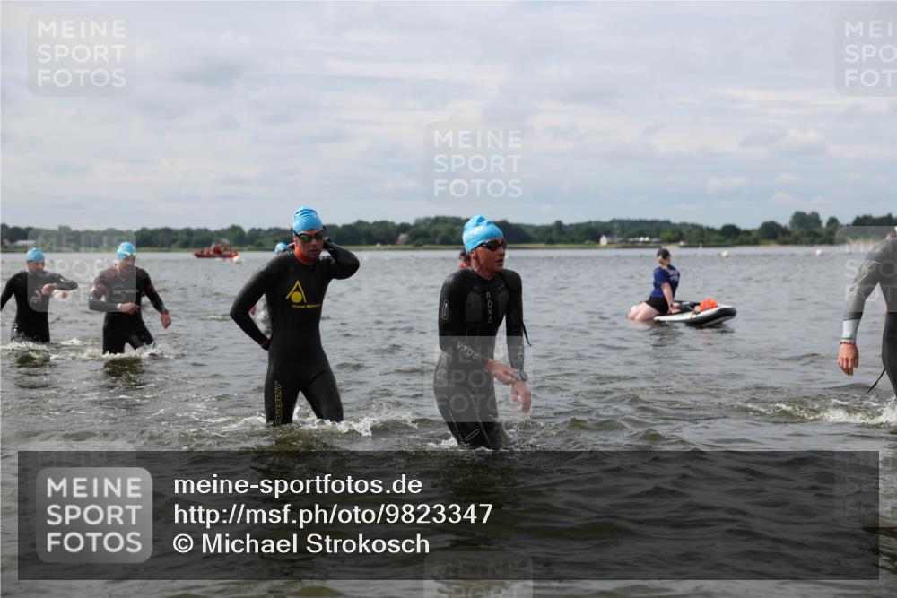21.06.2026 - Viking Triathlon Michael Strokosch http://msf.ph/oto/9823347 21.06.2026 10:39:51 Schwimmen 125, 167, 211, 233, 256, 333, 349, 411, 484, 493, 647 meine-sportfotos.de