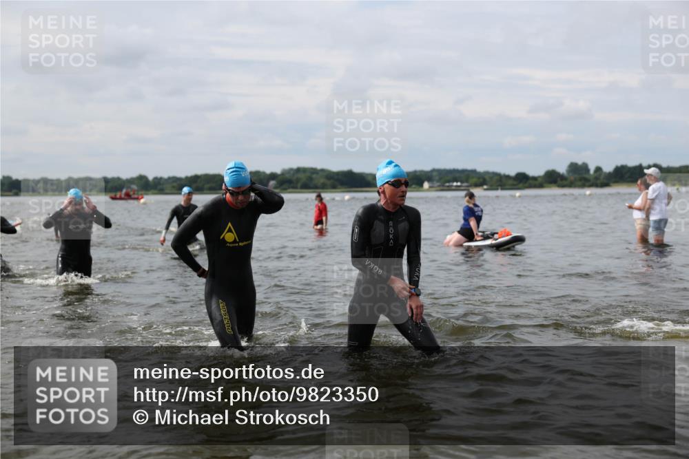 21.06.2026 - Viking Triathlon Michael Strokosch http://msf.ph/oto/9823350 21.06.2026 10:39:52 Schwimmen 125, 167, 211, 233, 256, 333, 349, 411, 484, 493, 647 meine-sportfotos.de