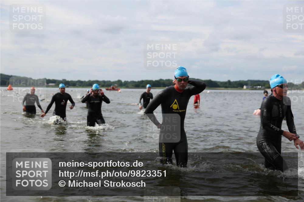 21.06.2026 - Viking Triathlon Michael Strokosch http://msf.ph/oto/9823351 21.06.2026 10:39:52 Schwimmen 125, 167, 211, 233, 256, 333, 349, 411, 484, 493, 647 meine-sportfotos.de