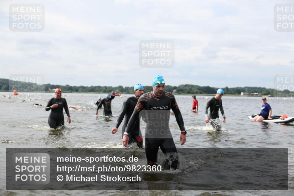 21.06.2026 - Viking Triathlon Michael Strokosch http://msf.ph/oto/9823360 21.06.2026 10:39:56 Schwimmen 125, 167, 211, 233, 256, 333, 411, 460, 484, 493, 647 meine-sportfotos.de