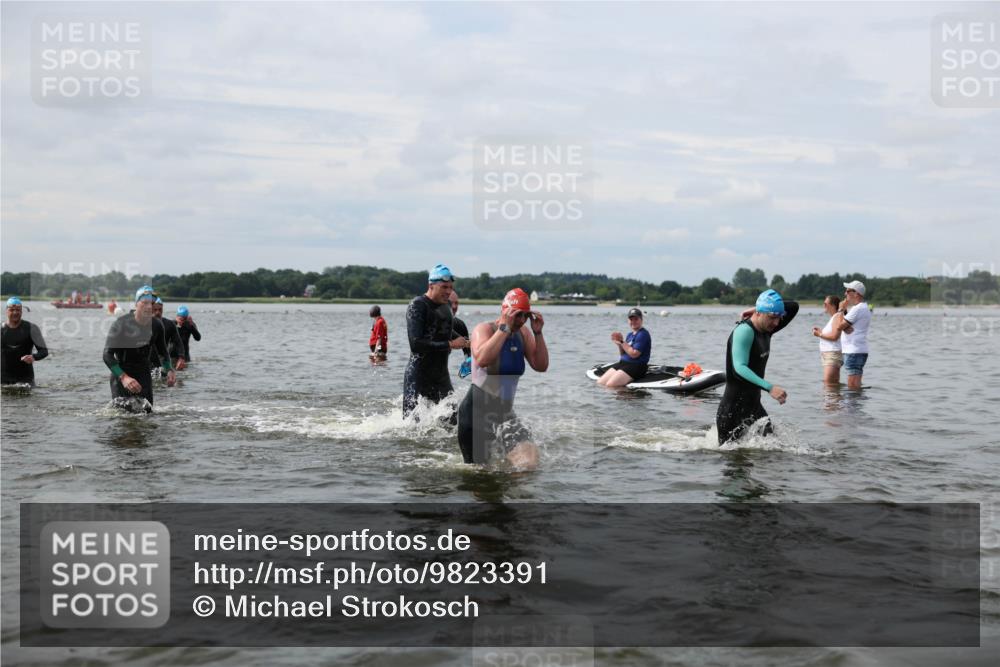 21.06.2026 - Viking Triathlon Michael Strokosch http://msf.ph/oto/9823391 21.06.2026 10:40:11 Schwimmen 34, 58, 150, 195, 211, 301, 398, 425, 460, 484, 496, 647, 649 meine-sportfotos.de
