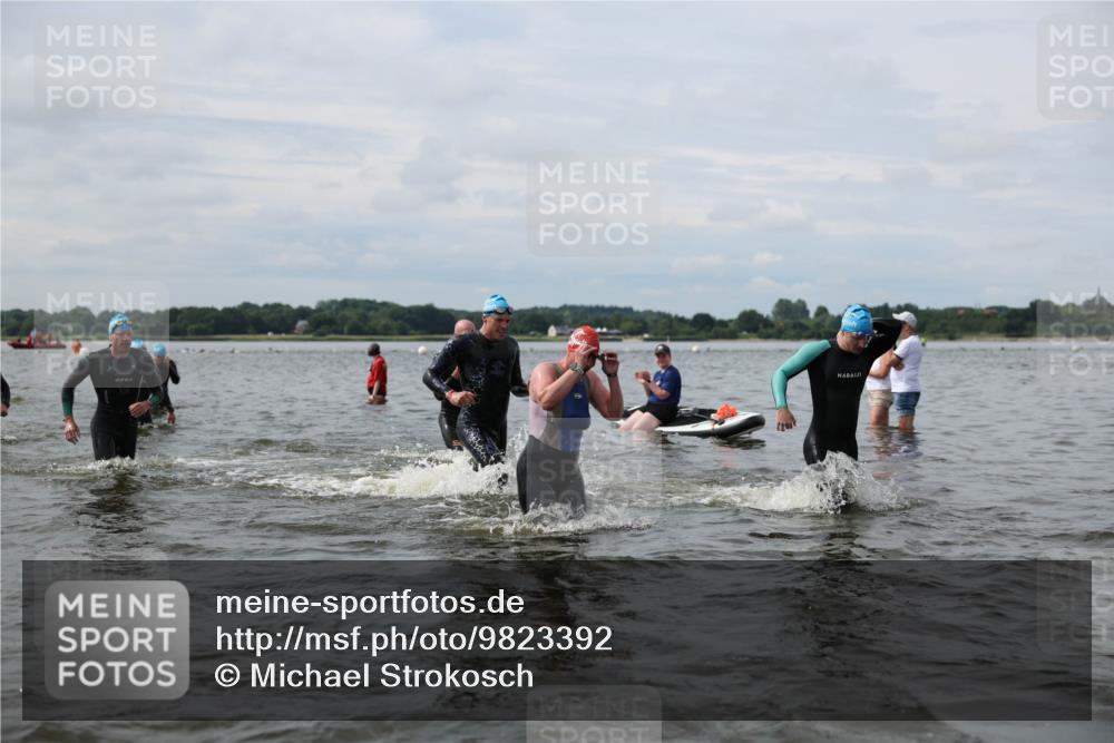 21.06.2026 - Viking Triathlon Michael Strokosch http://msf.ph/oto/9823392 21.06.2026 10:40:11 Schwimmen 34, 58, 150, 195, 211, 301, 398, 425, 460, 484, 496, 647, 649 meine-sportfotos.de