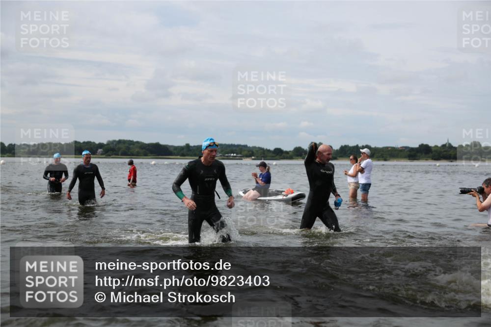 21.06.2026 - Viking Triathlon Michael Strokosch http://msf.ph/oto/9823403 21.06.2026 10:40:14 Schwimmen 34, 58, 150, 195, 211, 301, 312, 398, 425, 460, 484, 496, 649 meine-sportfotos.de