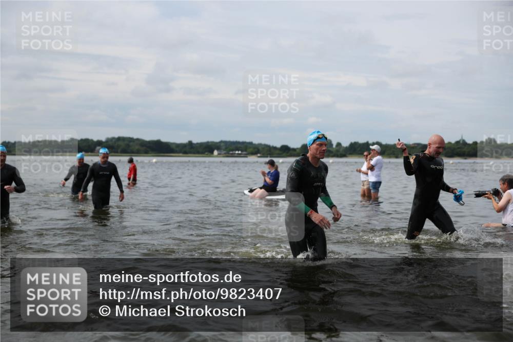 21.06.2026 - Viking Triathlon Michael Strokosch http://msf.ph/oto/9823407 21.06.2026 10:40:16 Schwimmen 34, 58, 150, 195, 227, 301, 312, 398, 425, 456, 460, 496, 649 meine-sportfotos.de