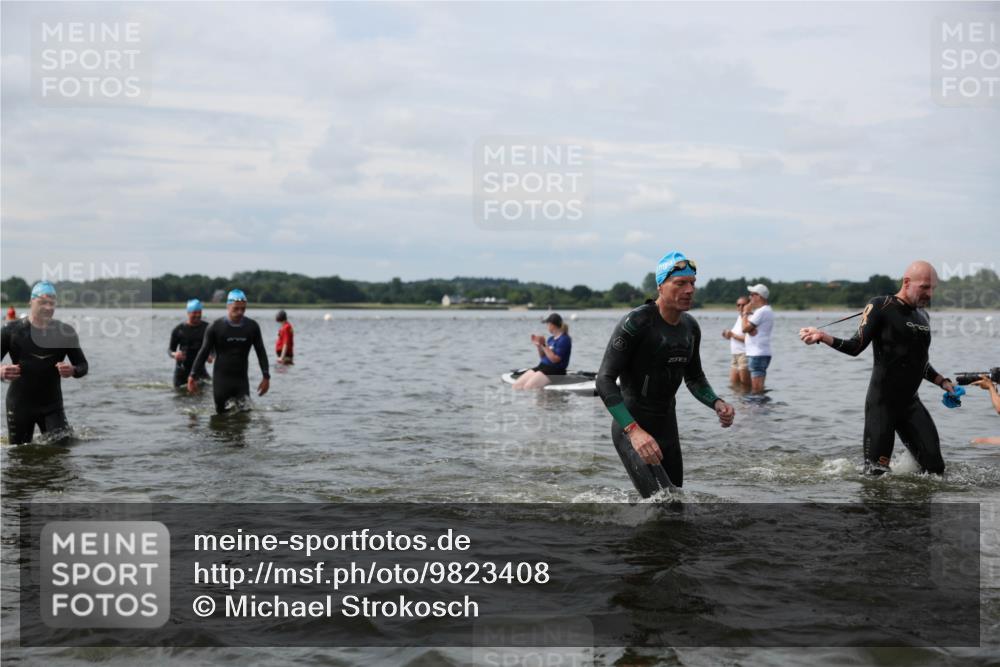 21.06.2026 - Viking Triathlon Michael Strokosch http://msf.ph/oto/9823408 21.06.2026 10:40:16 Schwimmen 34, 58, 150, 195, 227, 301, 312, 398, 425, 456, 460, 496, 649 meine-sportfotos.de