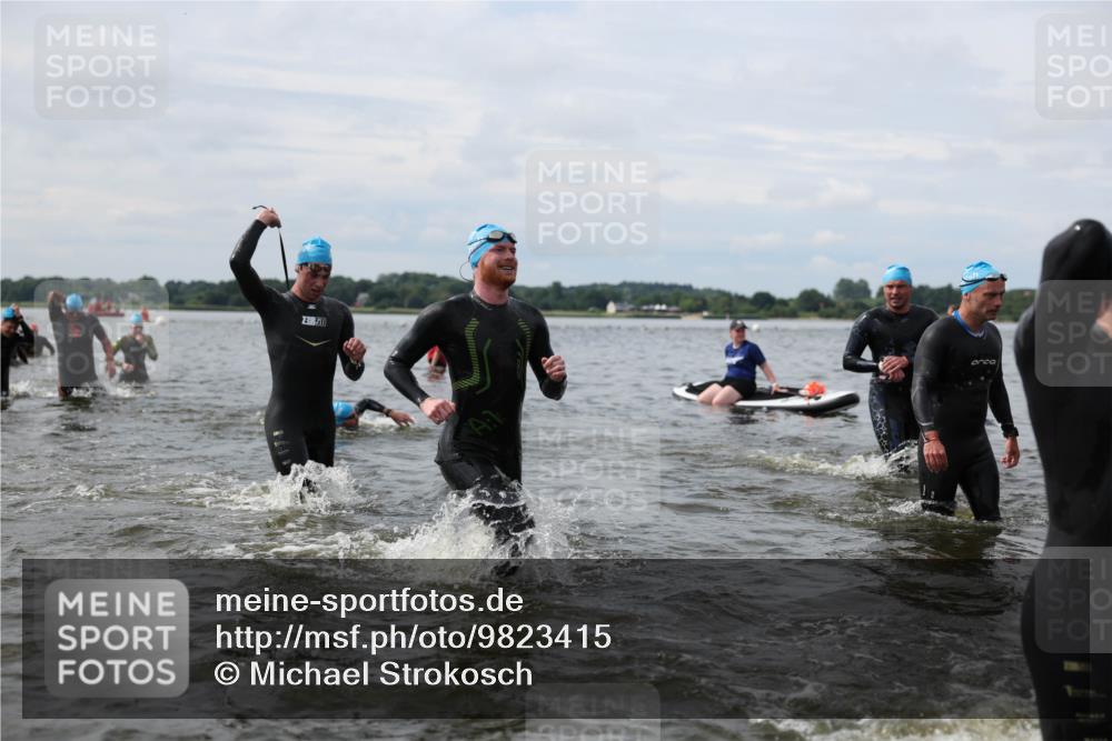 21.06.2026 - Viking Triathlon Michael Strokosch http://msf.ph/oto/9823415 21.06.2026 10:40:22 Schwimmen 34, 58, 150, 195, 227, 301, 312, 355, 398, 425, 456, 461, 496, 616, 649 meine-sportfotos.de