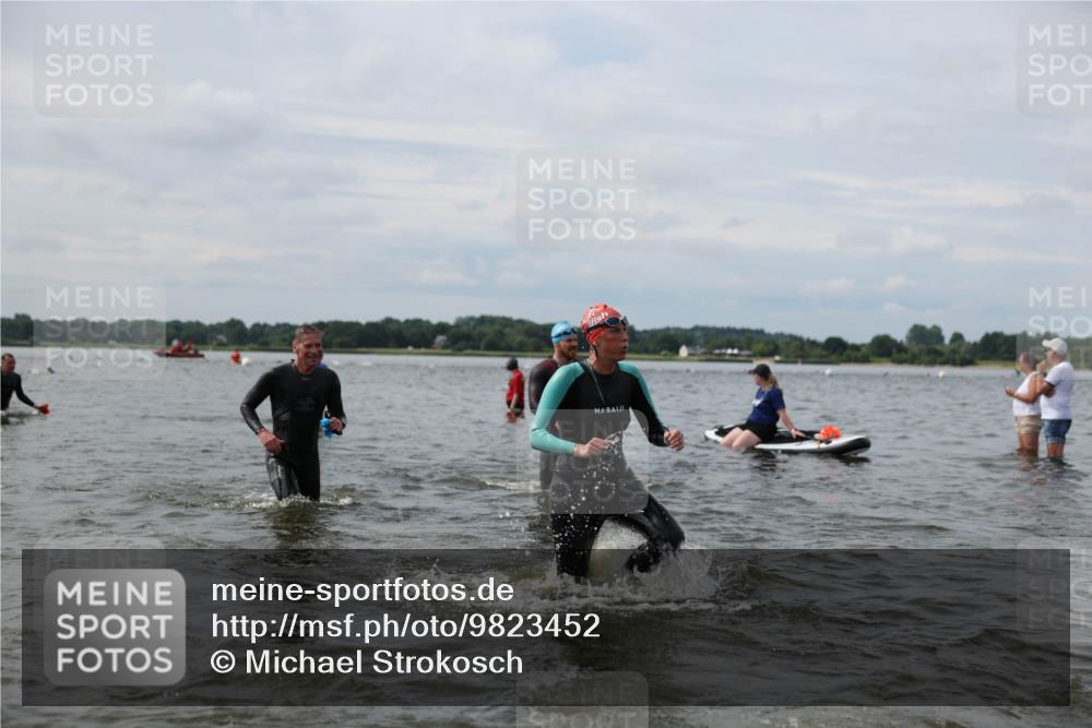21.06.2026 - Viking Triathlon Michael Strokosch http://msf.ph/oto/9823452 21.06.2026 10:40:36 Schwimmen 227, 312, 330, 355, 387, 456, 461, 616, 636, 667 meine-sportfotos.de