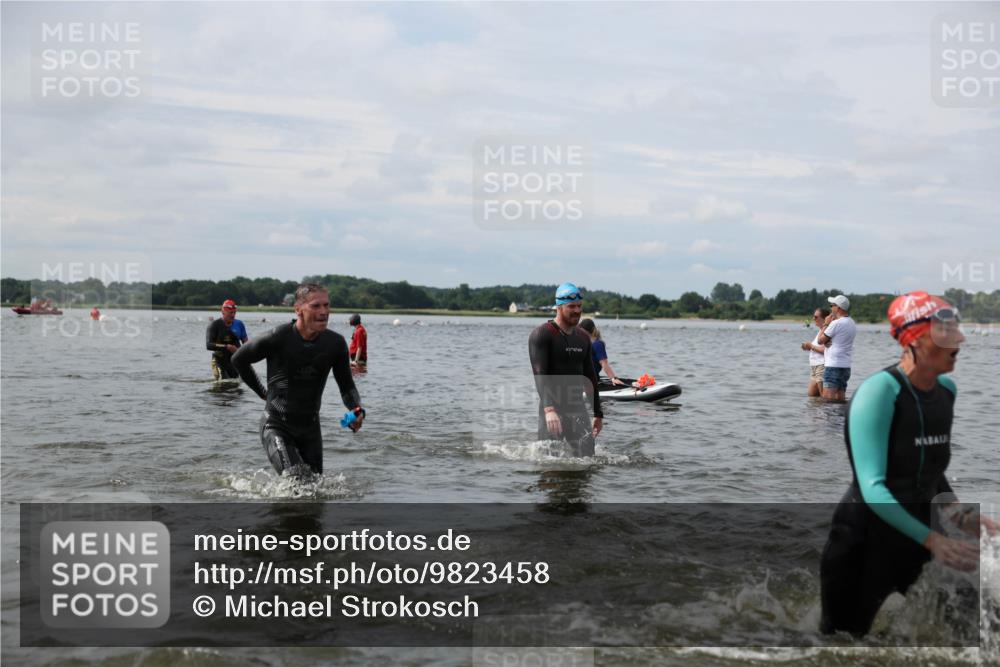 21.06.2026 - Viking Triathlon Michael Strokosch http://msf.ph/oto/9823458 21.06.2026 10:40:38 Schwimmen 227, 330, 355, 387, 456, 461, 616, 636, 667 meine-sportfotos.de