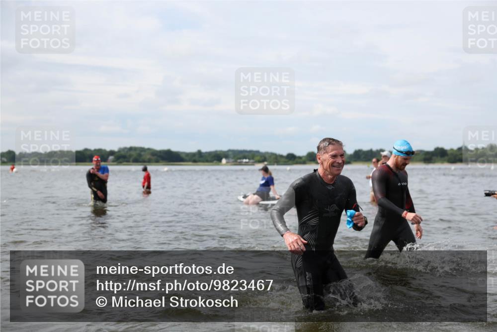 21.06.2026 - Viking Triathlon Michael Strokosch http://msf.ph/oto/9823467 21.06.2026 10:40:40 Schwimmen 227, 330, 355, 387, 456, 461, 616, 636, 667 meine-sportfotos.de