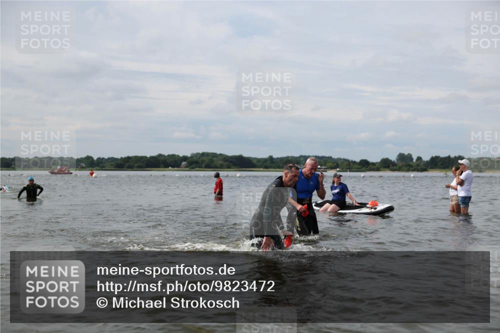 21.06.2026 - Viking Triathlon Michael Strokosch http://msf.ph/oto/9823472 21.06.2026 10:40:46 Schwimmen 132, 330, 387, 636, 667 meine-sportfotos.de