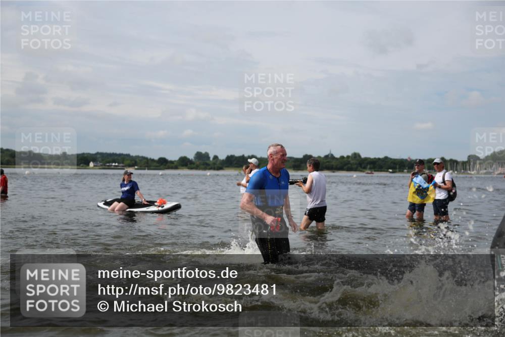 21.06.2026 - Viking Triathlon Michael Strokosch http://msf.ph/oto/9823481 21.06.2026 10:40:48 Schwimmen 132, 330, 387, 636, 667 meine-sportfotos.de