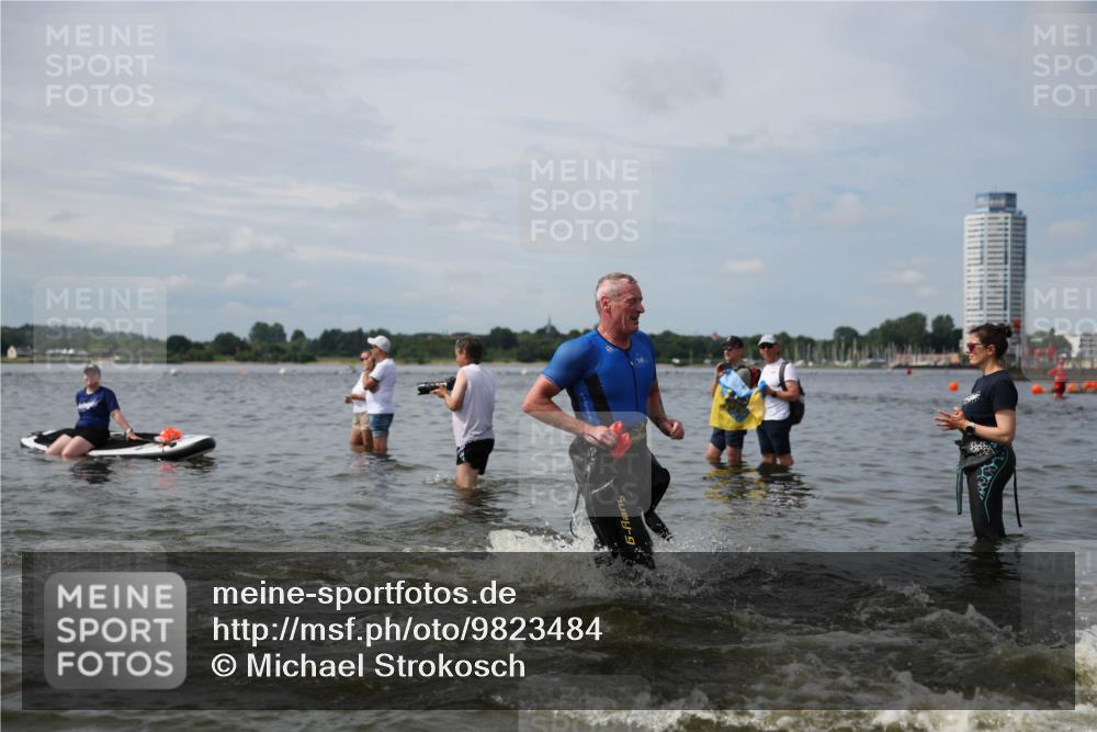 21.06.2026 - Viking Triathlon Michael Strokosch http://msf.ph/oto/9823484 21.06.2026 10:40:49 Schwimmen 132, 330, 387, 636, 667 meine-sportfotos.de