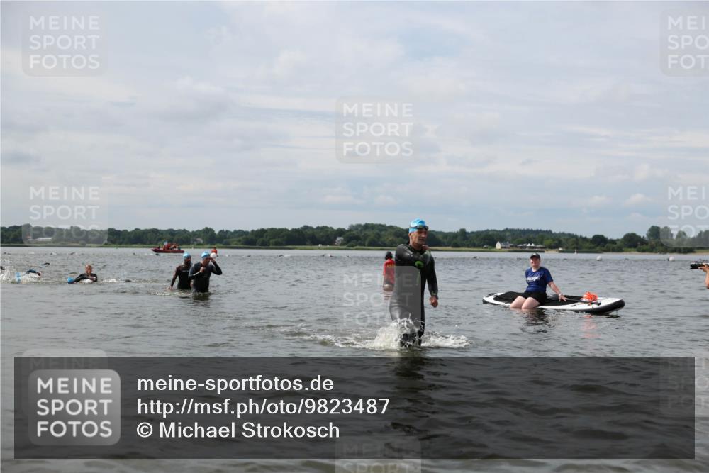 21.06.2026 - Viking Triathlon Michael Strokosch http://msf.ph/oto/9823487 21.06.2026 10:40:59 Schwimmen 95, 132, 356 meine-sportfotos.de