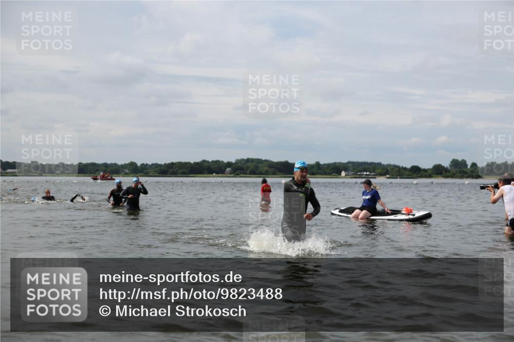 21.06.2026 - Viking Triathlon Michael Strokosch http://msf.ph/oto/9823488 21.06.2026 10:40:59 Schwimmen 95, 132, 356 meine-sportfotos.de
