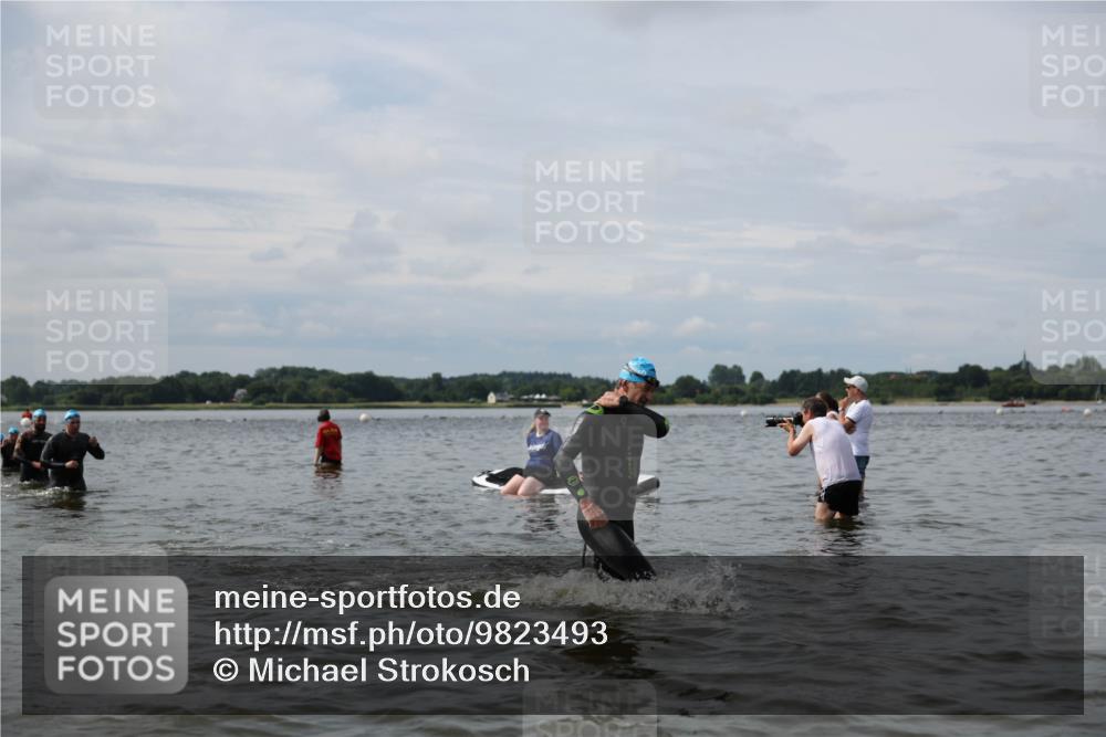 21.06.2026 - Viking Triathlon Michael Strokosch http://msf.ph/oto/9823493 21.06.2026 10:41:00 Schwimmen 95, 132, 179, 356 meine-sportfotos.de