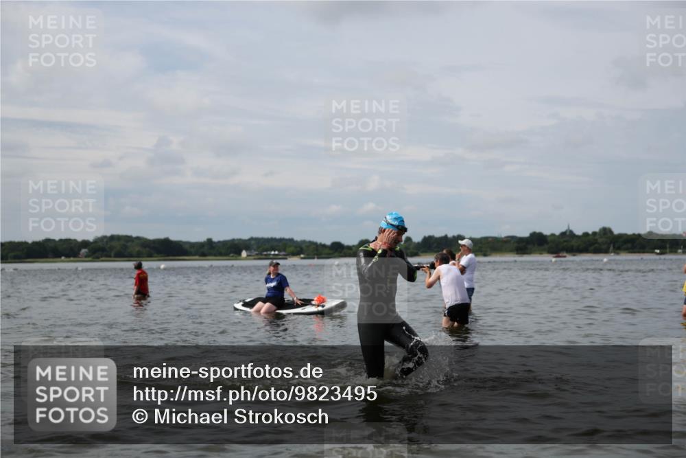 21.06.2026 - Viking Triathlon Michael Strokosch http://msf.ph/oto/9823495 21.06.2026 10:41:01 Schwimmen 95, 132, 179, 356 meine-sportfotos.de