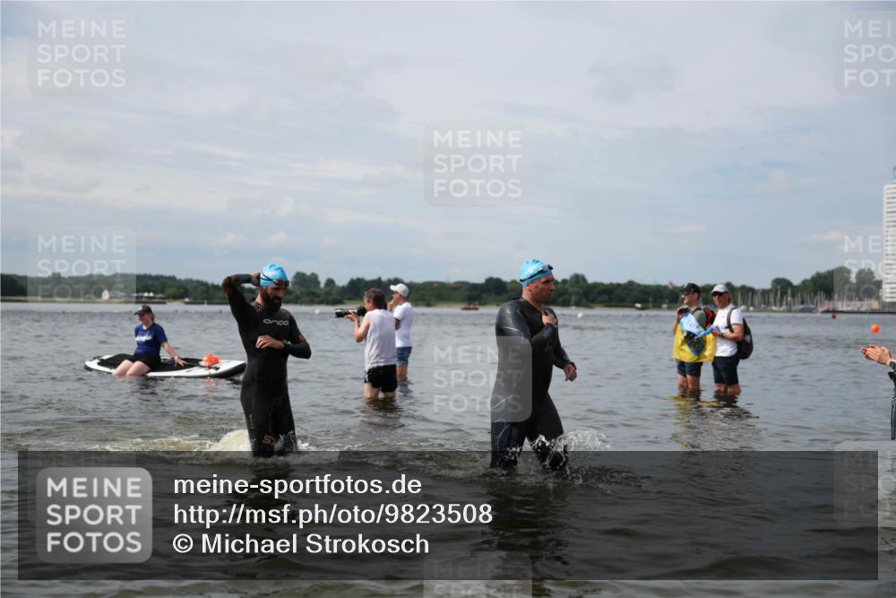 21.06.2026 - Viking Triathlon Michael Strokosch http://msf.ph/oto/9823508 21.06.2026 10:41:11 Schwimmen 95, 96, 165, 179, 262, 327, 356, 429, 578 meine-sportfotos.de