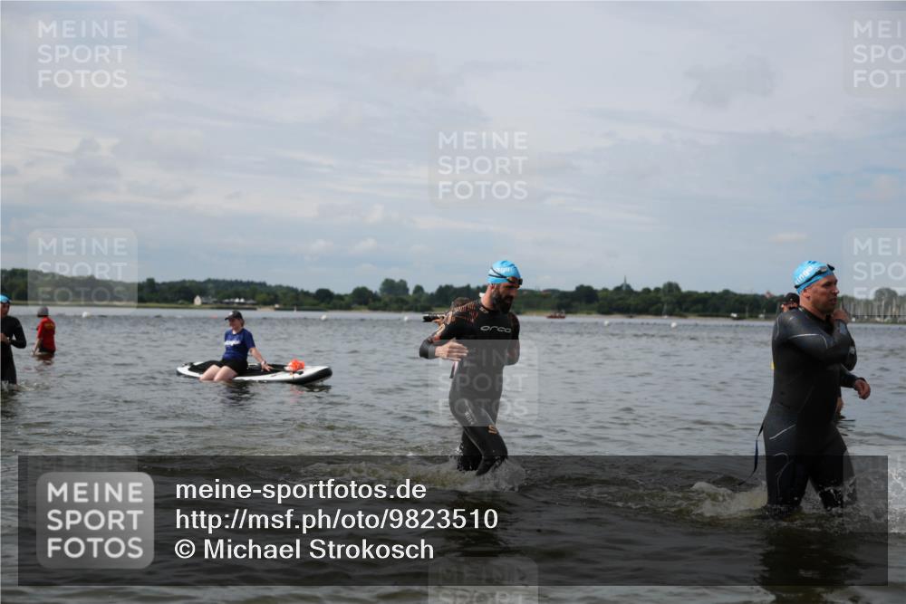21.06.2026 - Viking Triathlon Michael Strokosch http://msf.ph/oto/9823510 21.06.2026 10:41:11 Schwimmen 95, 96, 165, 179, 262, 327, 356, 429, 578 meine-sportfotos.de
