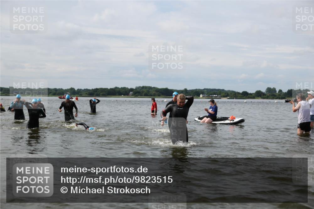 21.06.2026 - Viking Triathlon Michael Strokosch http://msf.ph/oto/9823515 21.06.2026 10:41:14 Schwimmen 95, 96, 165, 179, 262, 327, 356, 429, 578 meine-sportfotos.de
