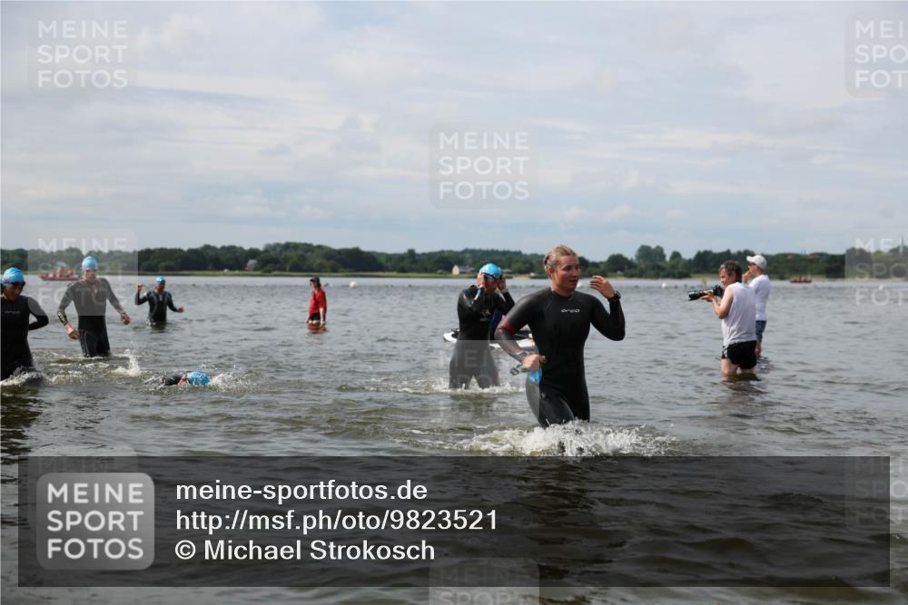 21.06.2026 - Viking Triathlon Michael Strokosch http://msf.ph/oto/9823521 21.06.2026 10:41:15 Schwimmen 95, 96, 165, 179, 262, 327, 356, 429, 578 meine-sportfotos.de