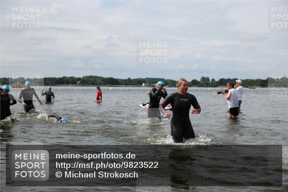 21.06.2026 - Viking Triathlon Michael Strokosch http://msf.ph/oto/9823522 21.06.2026 10:41:15 Schwimmen 95, 96, 165, 179, 262, 327, 356, 429, 578 meine-sportfotos.de