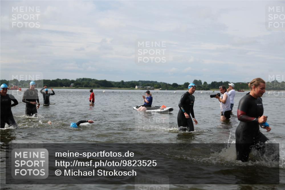 21.06.2026 - Viking Triathlon Michael Strokosch http://msf.ph/oto/9823525 21.06.2026 10:41:16 Schwimmen 95, 96, 165, 179, 262, 327, 356, 429, 578 meine-sportfotos.de