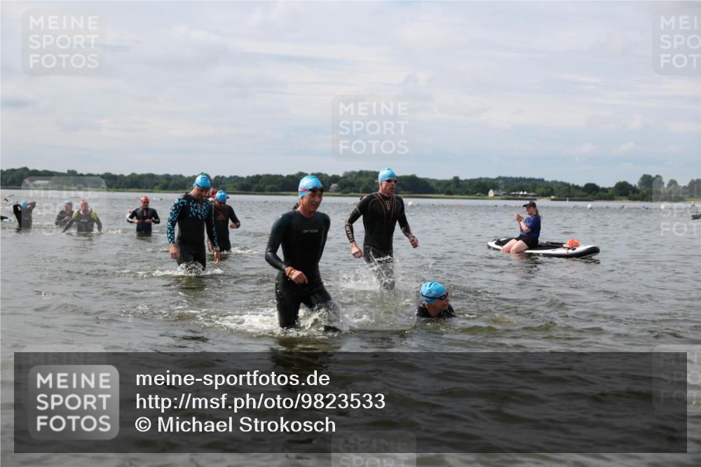 21.06.2026 - Viking Triathlon Michael Strokosch http://msf.ph/oto/9823533 21.06.2026 10:41:19 Schwimmen 95, 96, 143, 165, 179, 262, 327, 356, 429, 578, 608 meine-sportfotos.de