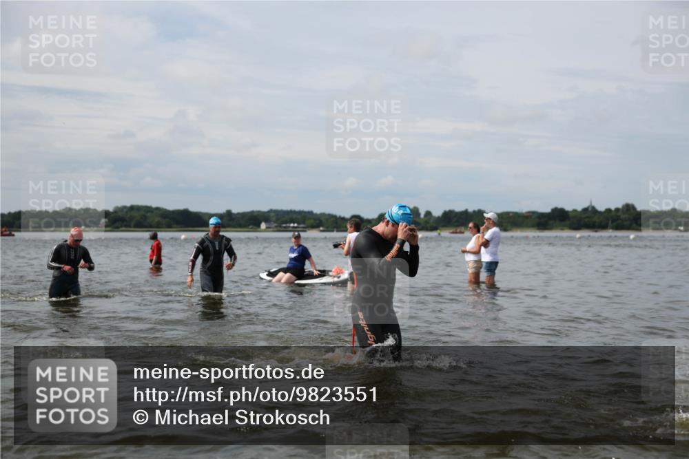 21.06.2026 - Viking Triathlon Michael Strokosch http://msf.ph/oto/9823551 21.06.2026 10:41:26 Schwimmen 96, 143, 165, 262, 327, 339, 429, 522, 578, 608, 655 meine-sportfotos.de