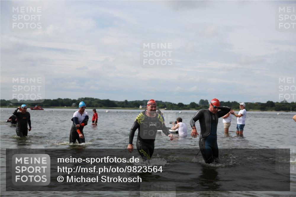 21.06.2026 - Viking Triathlon Michael Strokosch http://msf.ph/oto/9823564 21.06.2026 10:41:32 Schwimmen 83, 143, 162, 165, 262, 327, 339, 452, 522, 608, 655 meine-sportfotos.de
