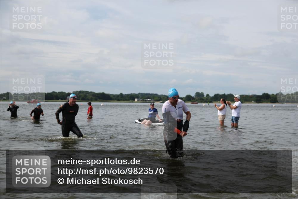 21.06.2026 - Viking Triathlon Michael Strokosch http://msf.ph/oto/9823570 21.06.2026 10:41:35 Schwimmen 63, 83, 143, 162, 262, 339, 452, 522, 552, 608, 655 meine-sportfotos.de