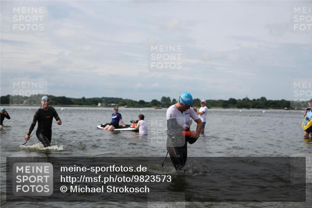 21.06.2026 - Viking Triathlon Michael Strokosch http://msf.ph/oto/9823573 21.06.2026 10:41:36 Schwimmen 63, 83, 143, 162, 262, 339, 452, 522, 552, 608, 655 meine-sportfotos.de