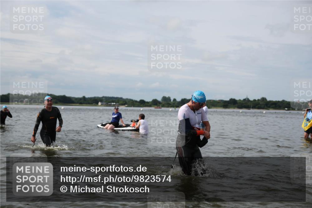 21.06.2026 - Viking Triathlon Michael Strokosch http://msf.ph/oto/9823574 21.06.2026 10:41:36 Schwimmen 63, 83, 143, 162, 262, 339, 452, 522, 552, 608, 655 meine-sportfotos.de