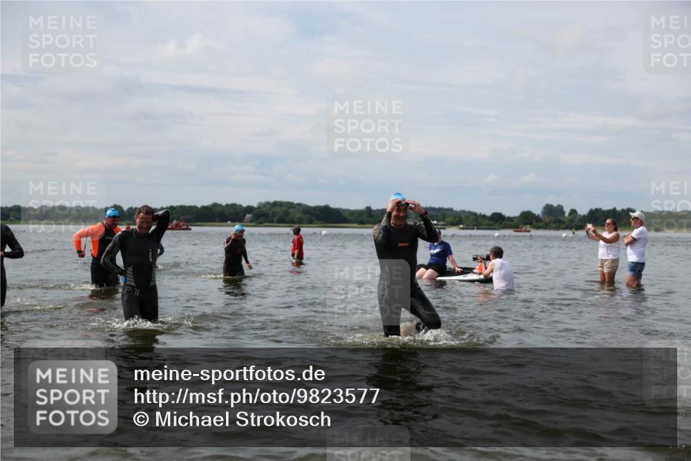 21.06.2026 - Viking Triathlon Michael Strokosch http://msf.ph/oto/9823577 21.06.2026 10:41:38 Schwimmen 63, 83, 143, 162, 339, 452, 522, 552, 608, 655 meine-sportfotos.de
