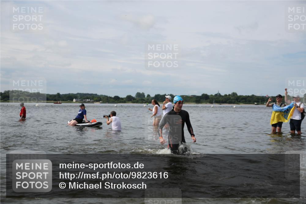 21.06.2026 - Viking Triathlon Michael Strokosch http://msf.ph/oto/9823616 21.06.2026 10:42:01 Schwimmen 44, 86, 94, 134, 188, 193, 266, 279, 399, 438, 492, 516 meine-sportfotos.de