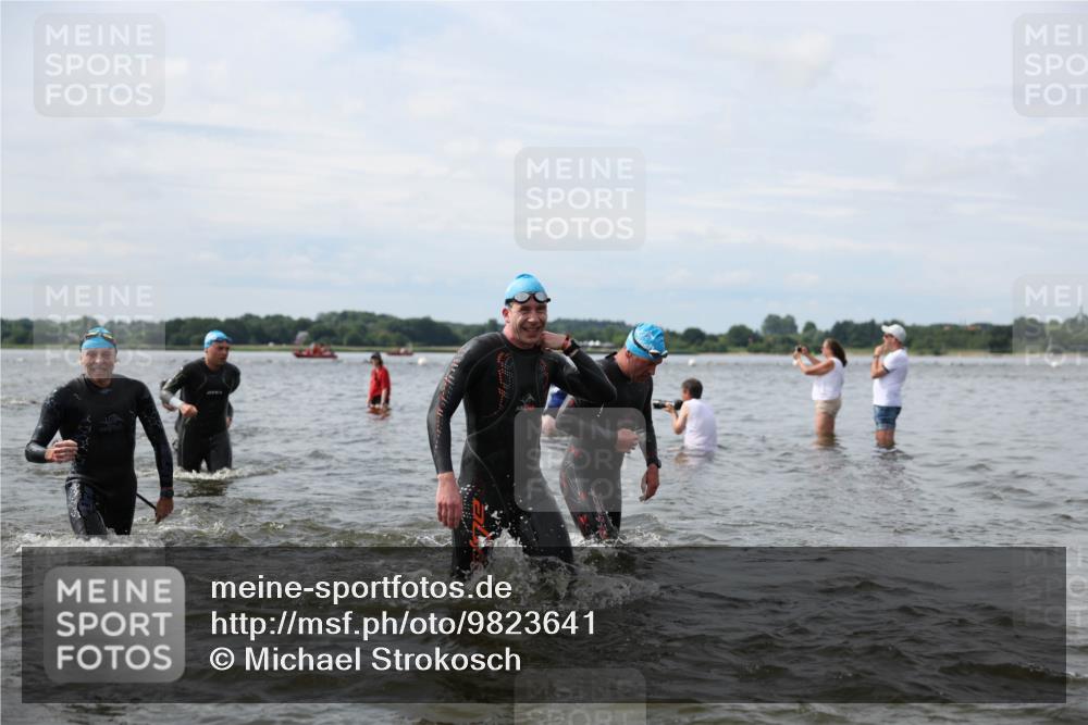 21.06.2026 - Viking Triathlon Michael Strokosch http://msf.ph/oto/9823641 21.06.2026 10:42:09 Schwimmen 45, 72, 86, 94, 134, 188, 193, 266, 279, 296, 348, 399, 492, 516 meine-sportfotos.de