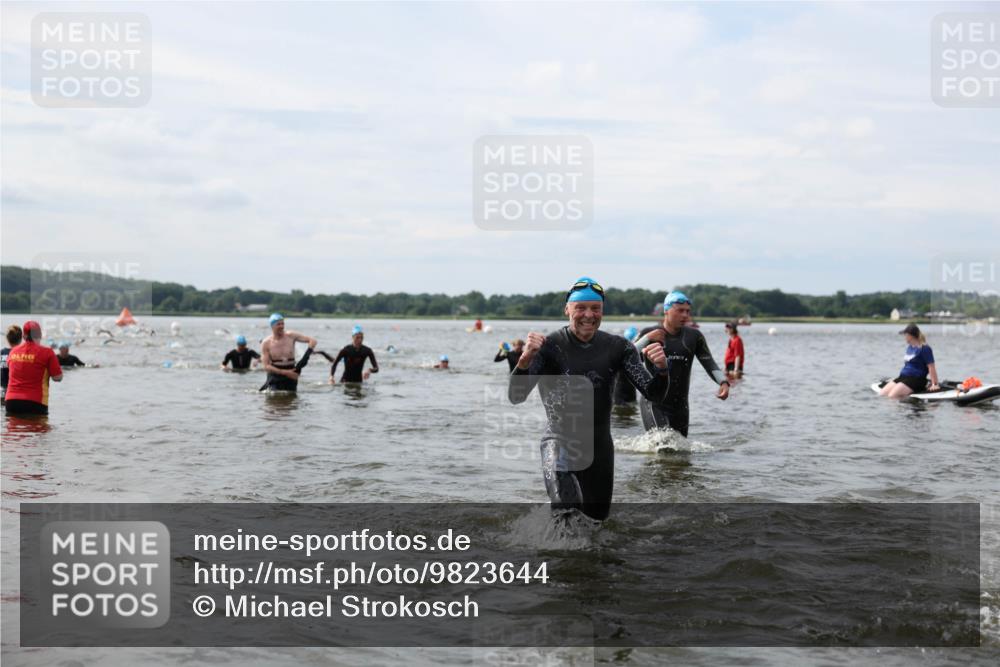 21.06.2026 - Viking Triathlon Michael Strokosch http://msf.ph/oto/9823644 21.06.2026 10:42:11 Schwimmen 45, 72, 86, 94, 188, 193, 266, 279, 296, 348, 393, 399, 492, 516 meine-sportfotos.de