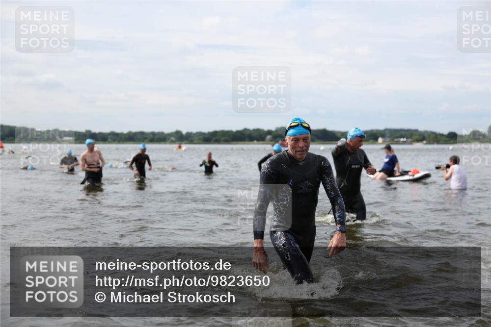 21.06.2026 - Viking Triathlon Michael Strokosch http://msf.ph/oto/9823650 21.06.2026 10:42:12 Schwimmen 45, 72, 86, 94, 188, 193, 266, 279, 296, 348, 393, 399, 492, 516 meine-sportfotos.de