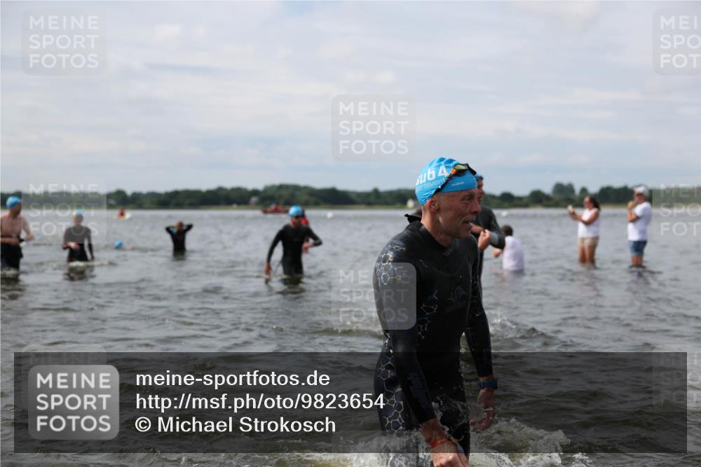 21.06.2026 - Viking Triathlon Michael Strokosch http://msf.ph/oto/9823654 21.06.2026 10:42:13 Schwimmen 45, 72, 94, 188, 193, 266, 279, 296, 348, 393, 399, 492, 516 meine-sportfotos.de