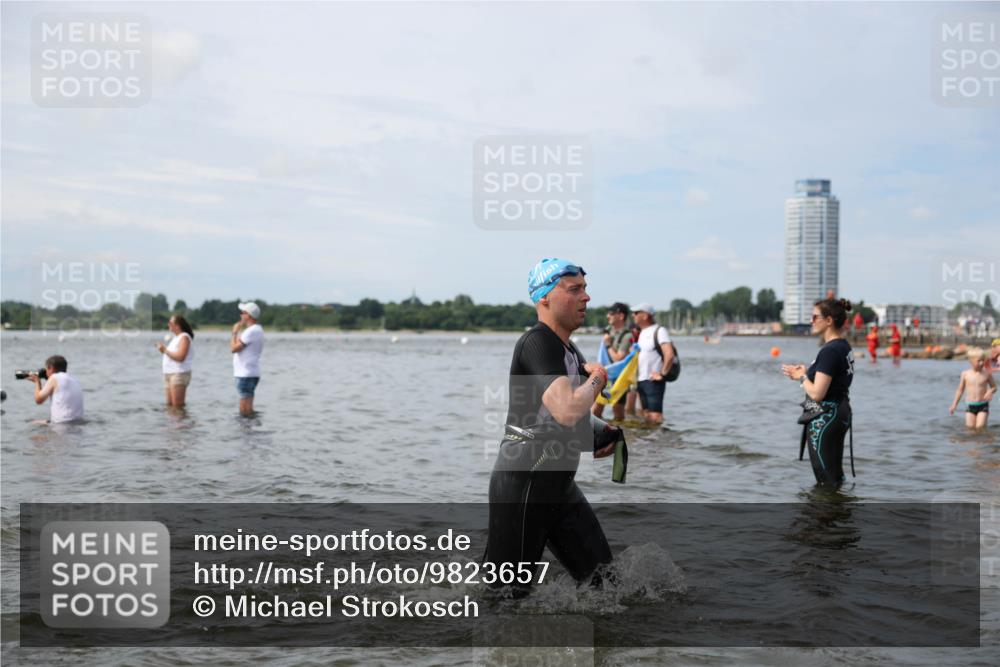 21.06.2026 - Viking Triathlon Michael Strokosch http://msf.ph/oto/9823657 21.06.2026 10:42:15 Schwimmen 45, 72, 188, 266, 279, 296, 348, 393, 399, 492, 516 meine-sportfotos.de