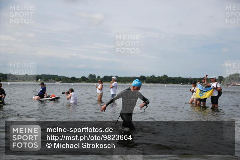 21.06.2026 - Viking Triathlon Michael Strokosch http://msf.ph/oto/9823664 21.06.2026 10:42:20 Schwimmen 45, 72, 279, 296, 348, 384, 393, 436, 492, 516 meine-sportfotos.de