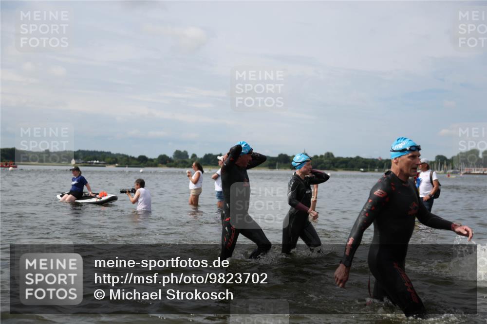 21.06.2026 - Viking Triathlon Michael Strokosch http://msf.ph/oto/9823702 21.06.2026 10:42:40 Schwimmen 41, 153, 166, 175, 177, 213, 225, 268, 384, 436, 479, 520 meine-sportfotos.de