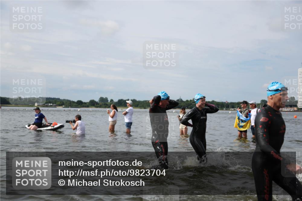 21.06.2026 - Viking Triathlon Michael Strokosch http://msf.ph/oto/9823704 21.06.2026 10:42:41 Schwimmen 41, 153, 166, 175, 177, 213, 225, 268, 384, 436, 479, 520 meine-sportfotos.de