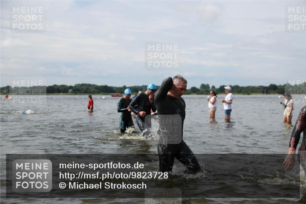 21.06.2026 - Viking Triathlon Michael Strokosch http://msf.ph/oto/9823728 21.06.2026 10:42:53 Schwimmen 88, 153, 177, 213, 225, 259, 286, 479, 505, 520 meine-sportfotos.de